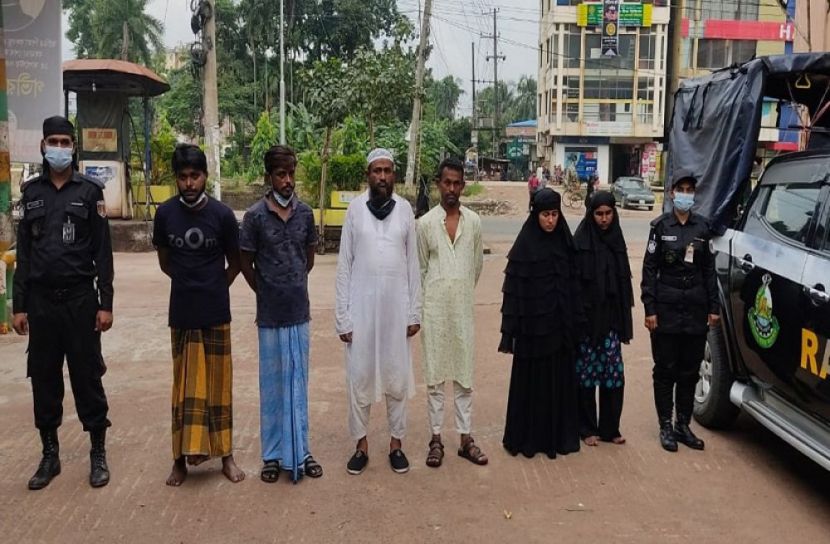 এক দম্পতিসহ ৬ ইয়াবা কারবারি আটক