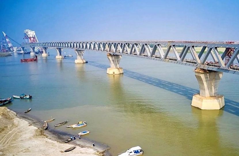 পদ্মার ফেরিঘাট স্থানান্তরের চিন্তা