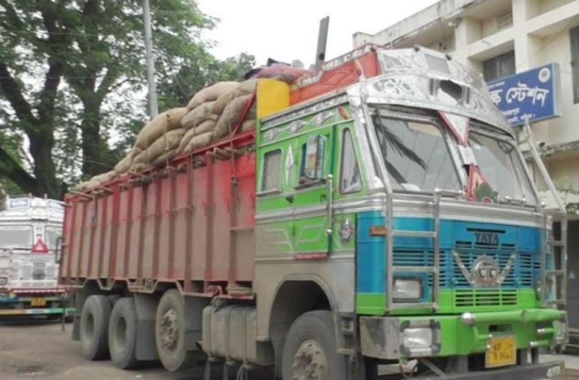 হিলি বন্দর দিয়ে কাঁচামরিচ আমদানি