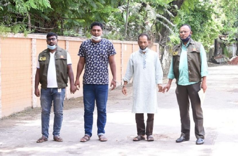 রাজধানীতে অস্ত্রসহ ছাত্রদল নেতা গ্রেফতার