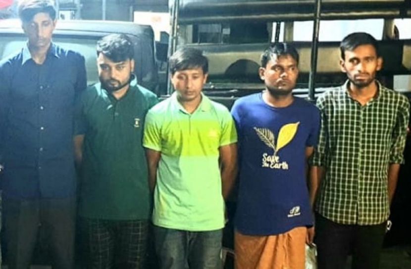 পর্নোগ্রাফি ভিডিও সরবরাহ, ৬ যুবক আটক