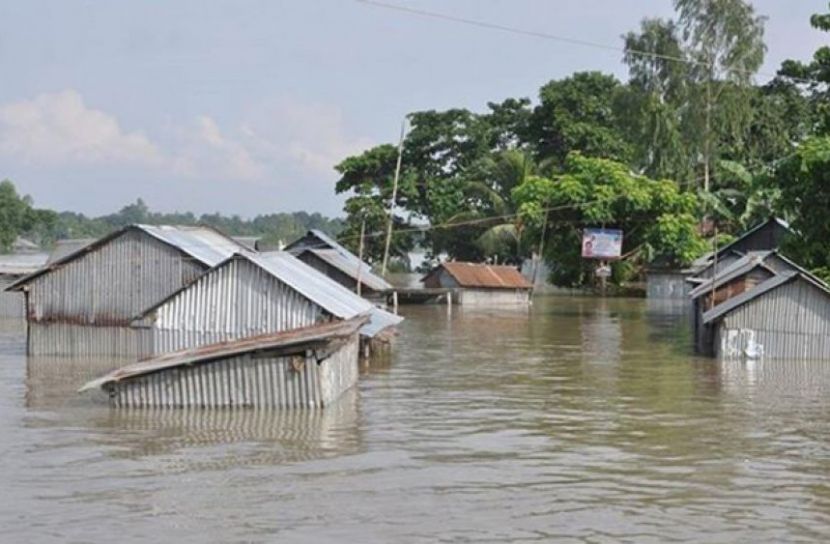 দেড় লাখ মানুষ পানিবন্দী, তীব্র খাদ্য সংকট