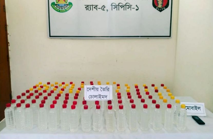 ১৪০০ লিটার চোলাই মদসহ গ্রেফতার ২