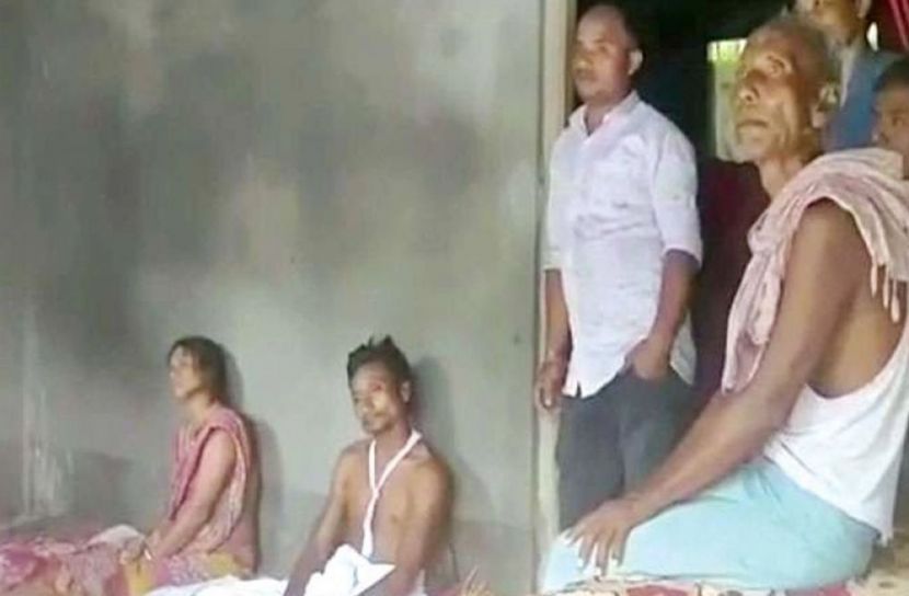 কানে হেডফোনে ৪ যুবকের মর্মান্তিক মৃত্যু!
