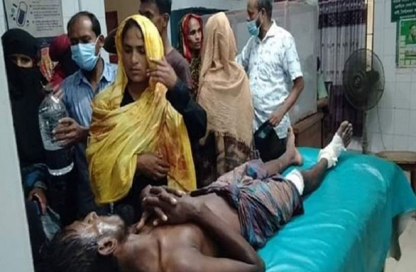 মাদারীপুরে কৃষককে কুপিয়ে জখম