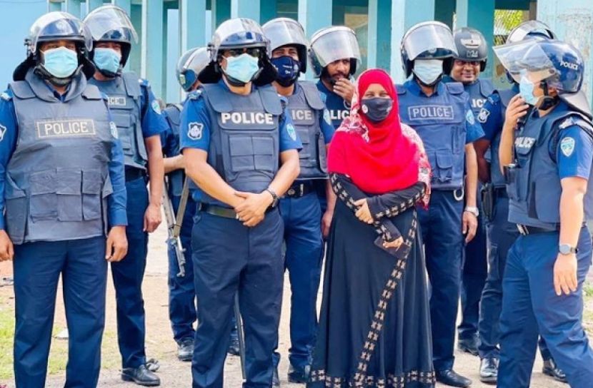 খালেদা জিয়ার বাড়ির সামনে ১৪৪ ধারা জারি