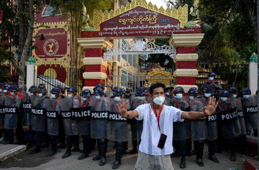 মিয়ানমারের ওপর যুক্তরাজ্যের ফের নিষেধাজ্ঞা