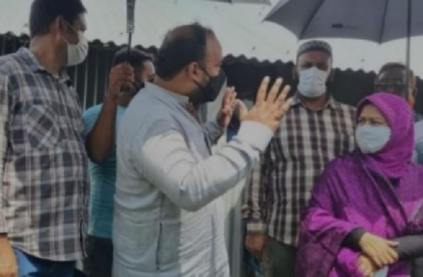 সেই গুচ্ছগ্রাম পরিদর্শনে জেলা প্রশাসক