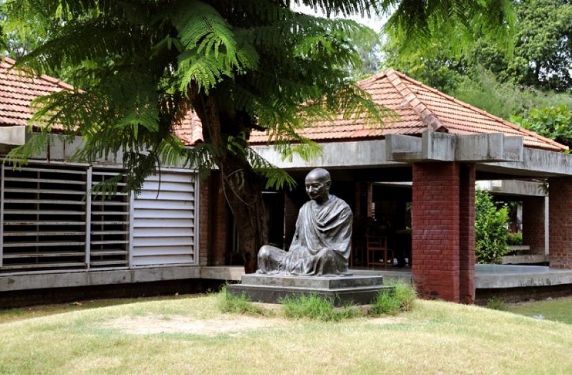 গান্ধী আশ্রম পরিচালনার নতুন বিল পাস