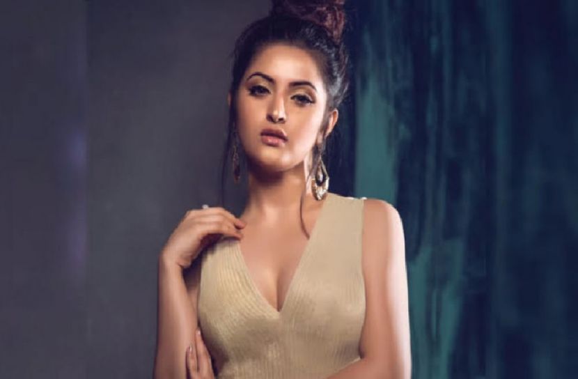 ওজন বেড়েছে পরীমনির