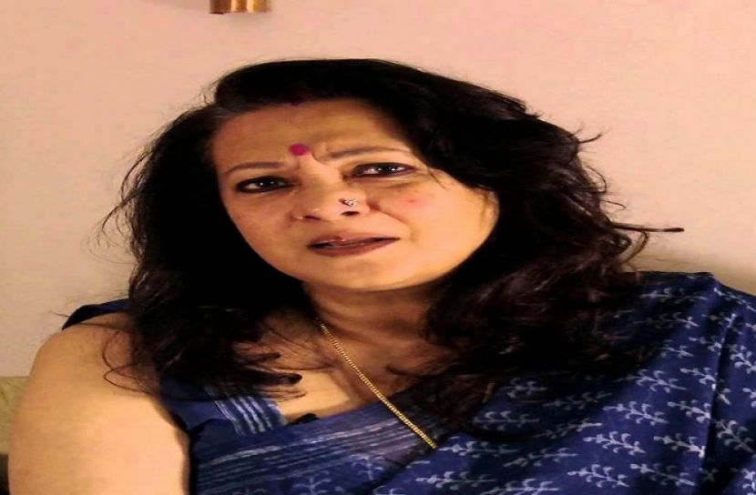 মুনমুন সেনের বাড়িতে হামলা