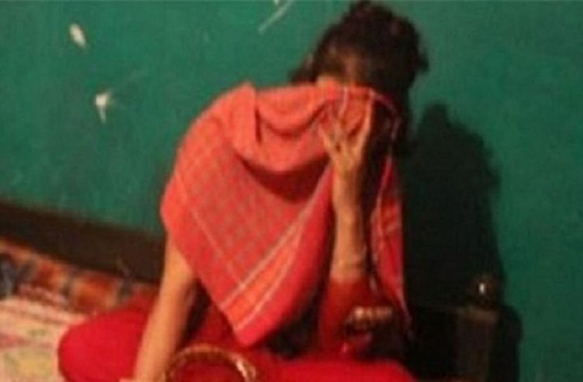বোনের ধর্ষণকারী বাবা, অপমানে ভাইয়ের আত্মহত্যা