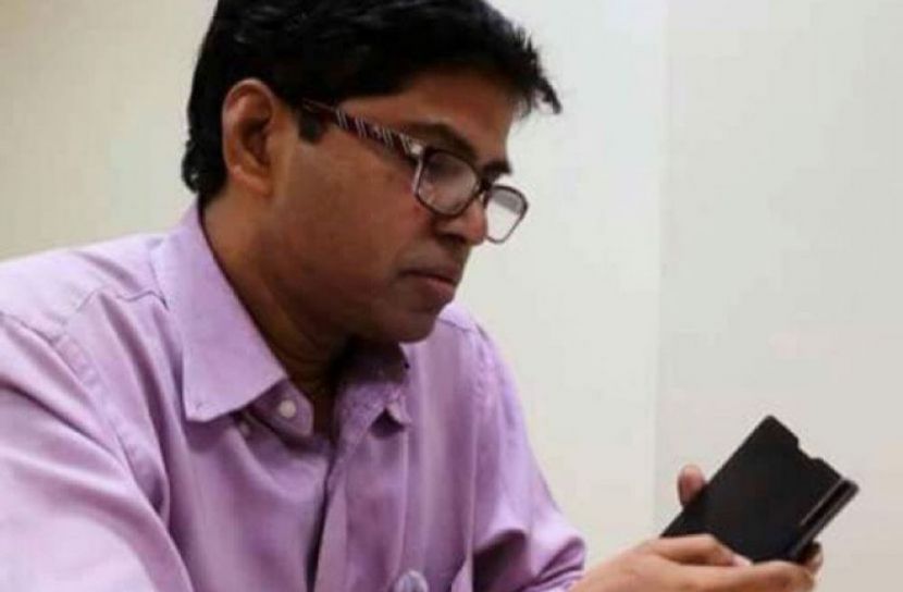মিতুল এখন লেখক