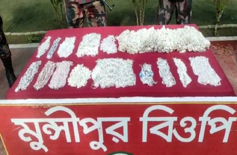 চুয়াডাঙ্গায় বিপুল পরিমাণ রূপার গহনা জব্দ