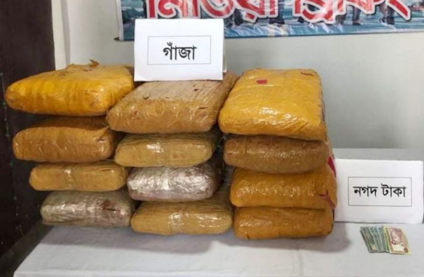 ট্রাক থামিয়ে তল্লাশি, মিললো ৭১ কেজি ৮০০ গ্রাম গাঁজা