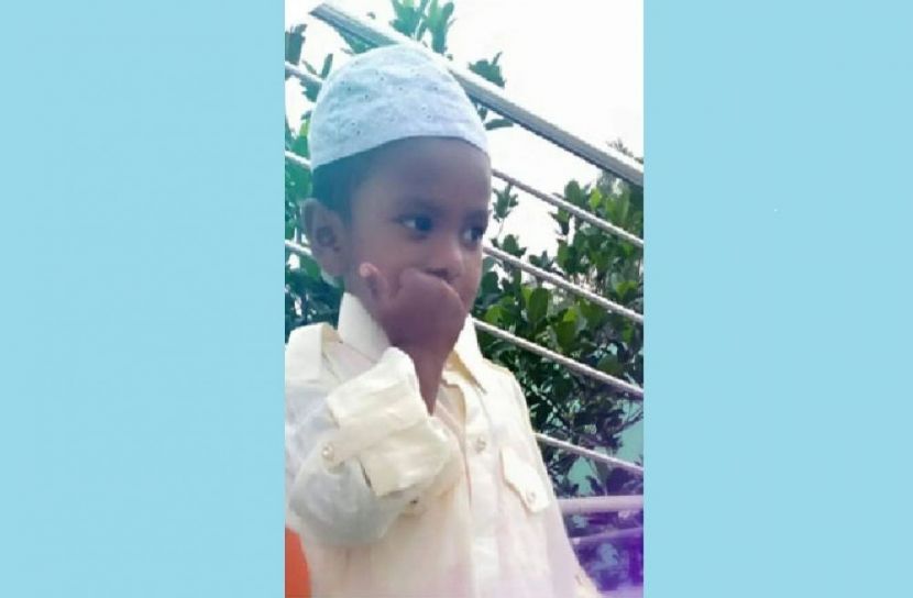 টয়লেটের মেঝের নিচে মিলল শিশুর মরদেহ
