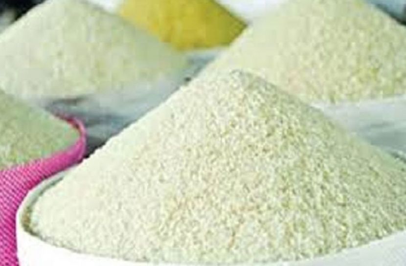 চালের দাম কমাতে চায় সংসদীয় কমিটি