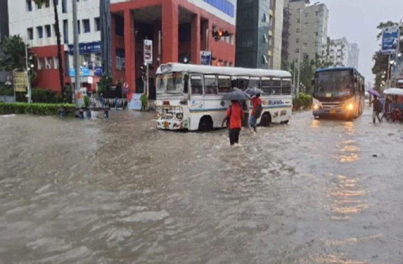 ডুবে গেছে কলকাতা