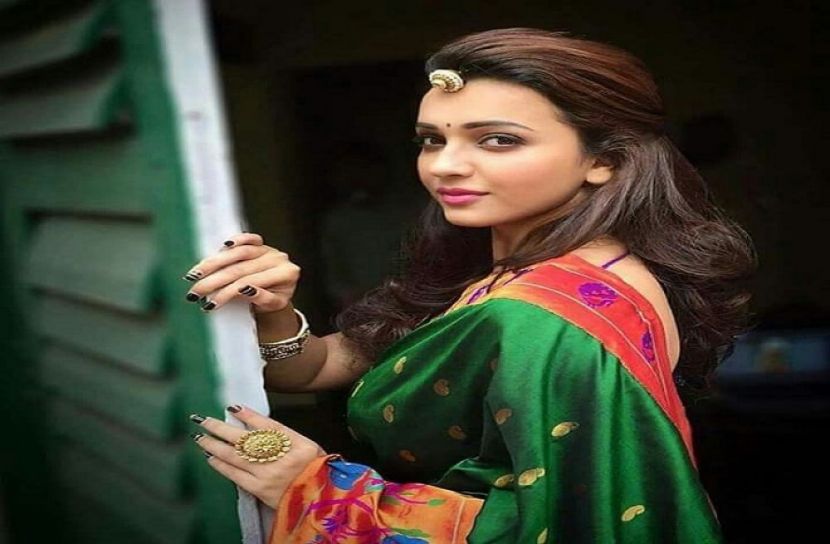 কৌশানী মুখার্জি