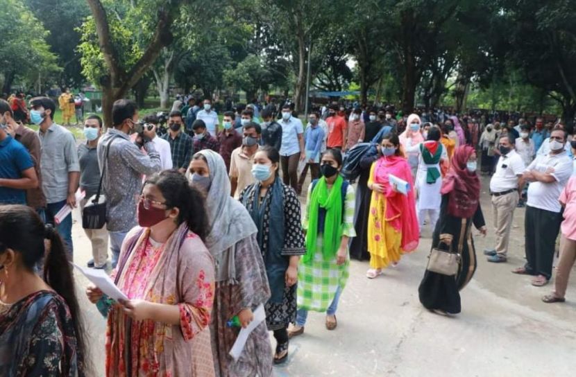 রাবিতে ঢাবির ‘চ’ ইউনিটের পরীক্ষা অনুষ্ঠিত