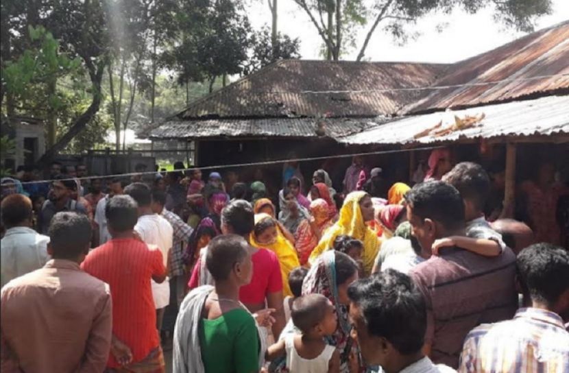 পূজায় শাড়ি না পেয়ে আত্মহত্যা