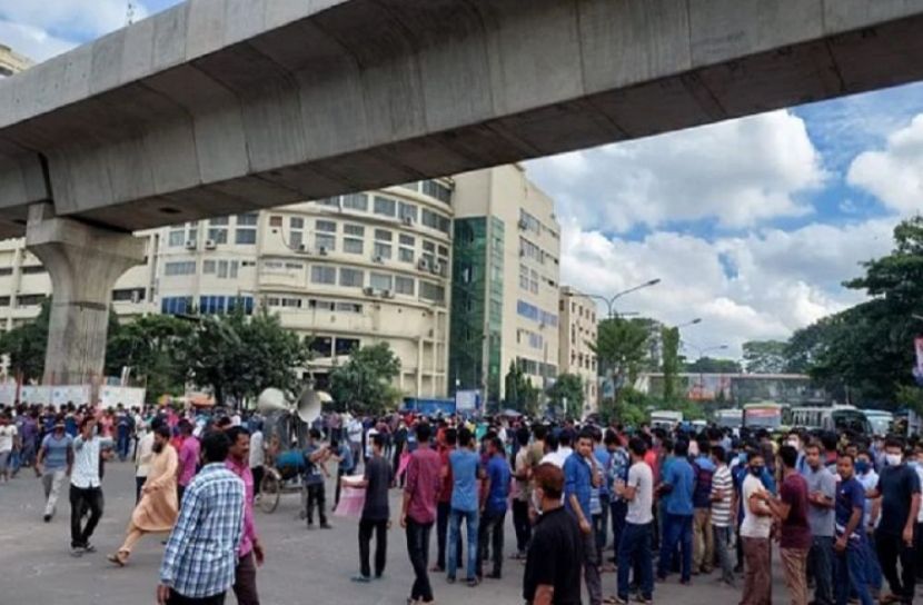 শিক্ষার্থীদের ২৪ ঘণ্টার আল্টিমেটাম
