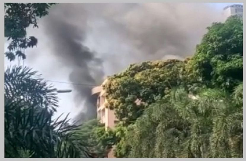 গুলশানের আবাসিক ভবনে আগুন