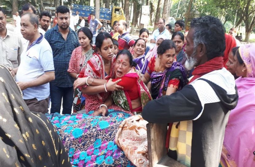 ফরিদপুরে স্বামীর পরকীয়ার বলি স্ত্রী