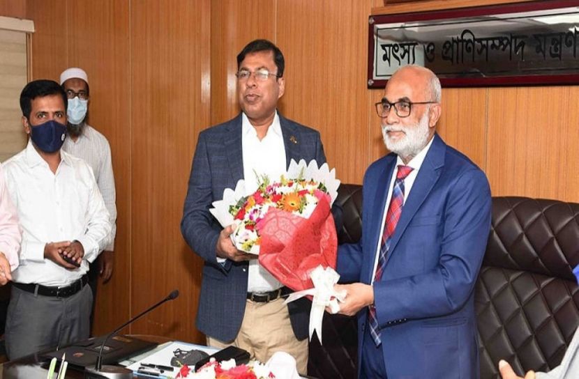 ড. মুহাম্মদ ইয়ামিন চৌধুরীর সচিব হিসেবে যোগদান