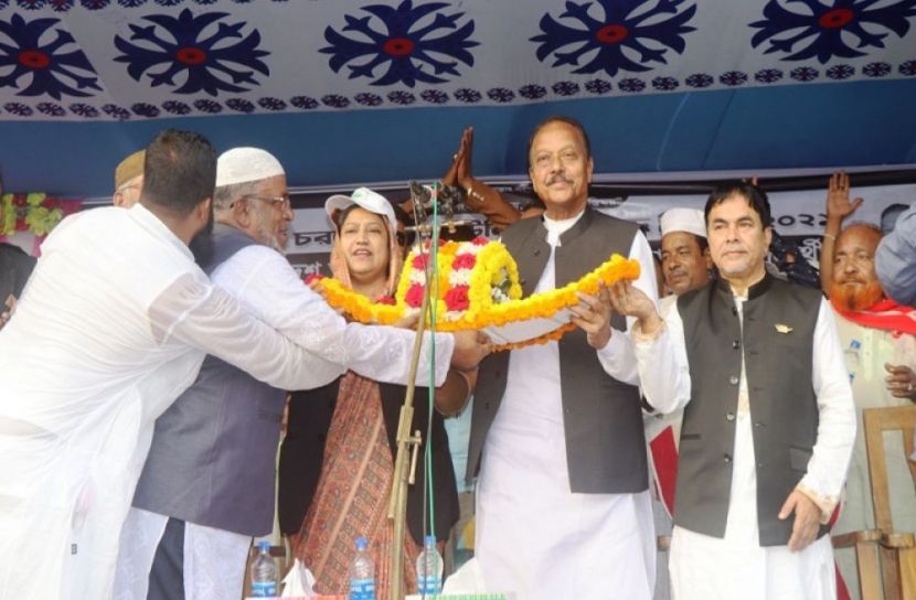 বিদ্রোহী প্রার্থীকে ৪৮ ঘন্টার আল্টিমেটাম 