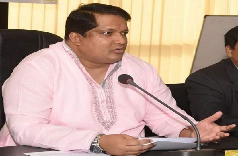 জাতীয় নারী ক্রিকেট দলকে যুব ও ক্রীড়া প্রতিমন্ত্রীর অভিনন্দন