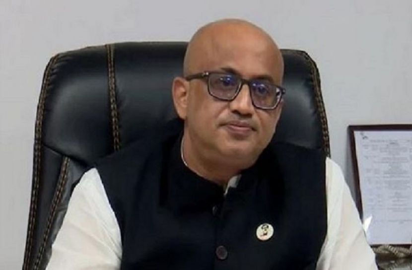 তথ্য ও সম্প্রচার প্রতিমন্ত্রী ডা. মুরাদ