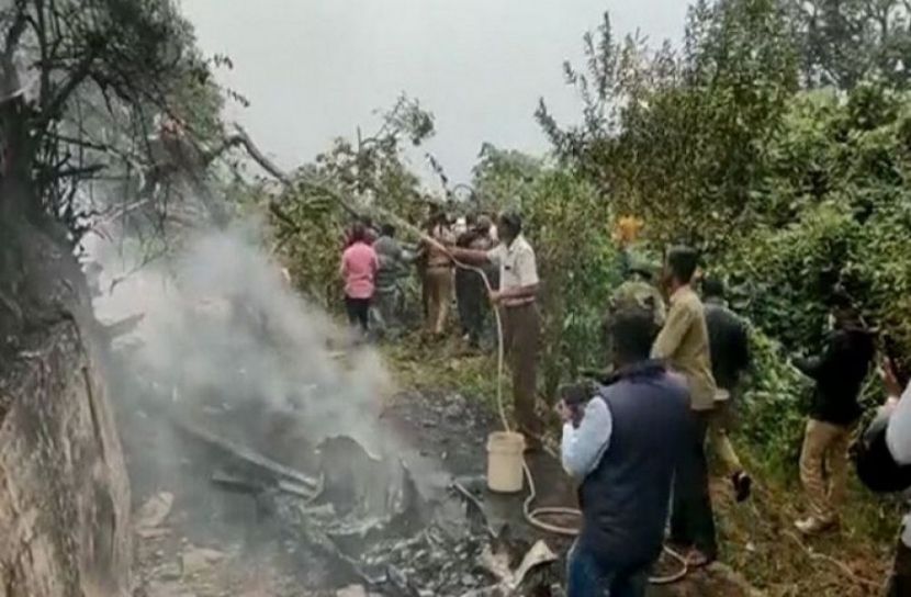 ভারতে হেলিকপ্টার বিধ্বস্ত, নিহত বেড়ে ১৩