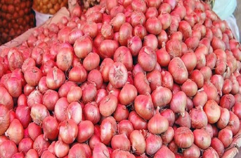 কমেছে পেঁয়াজের দাম