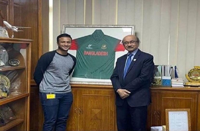 গভর্নরের সঙ্গে দেখা করলেন সাকিব