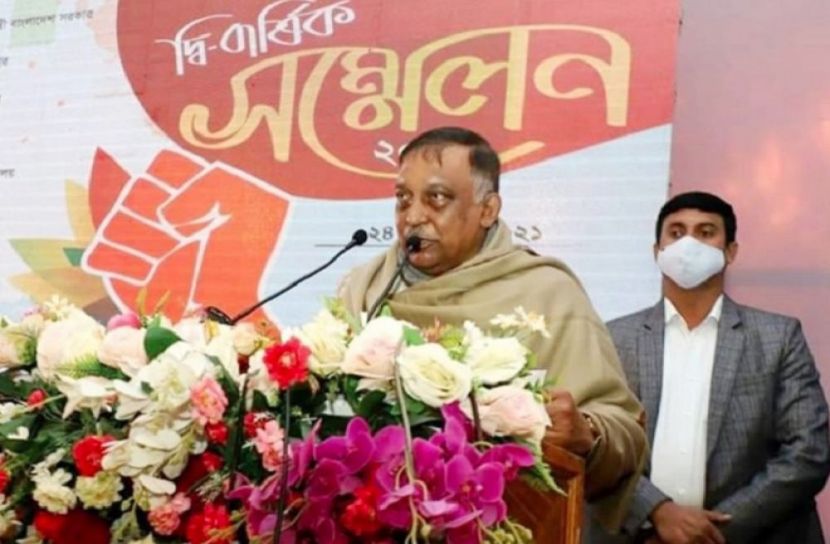 স্বরাষ্ট্রমন্ত্রী আসাদুজ্জামান খান কামাল