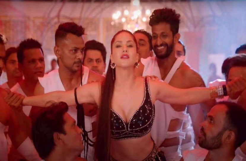 সানি লিওনকে ভারতে থাকতে না দেয়ার হুমকি