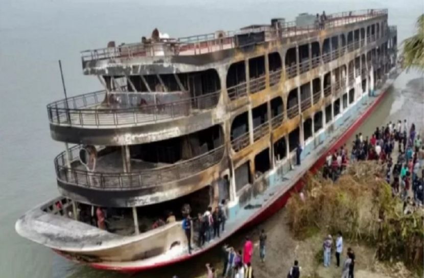 লঞ্চ মালিকের বিরুদ্ধে গ্রেফতারি পরোয়ানা