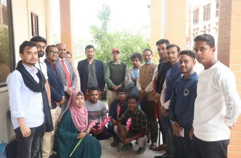 গল্প, আড্ডা আর গানের মেলবন্ধনে সুবর্ণ নোবিপ্রবিয়ানরা