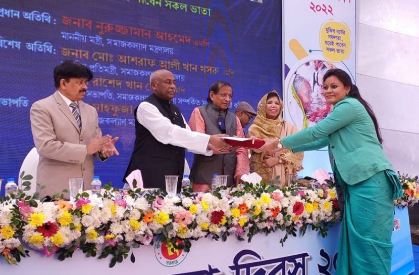 ১৭ কোটি মানুষের ভাগ্যের পরিবর্তন করতে সক্ষম সরকার