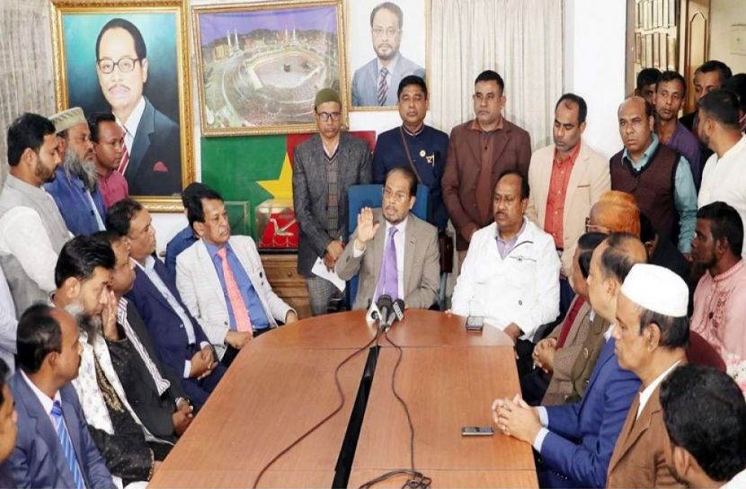ক্ষমতাসীনরা আইনের  উর্ধ্বে থাকেন