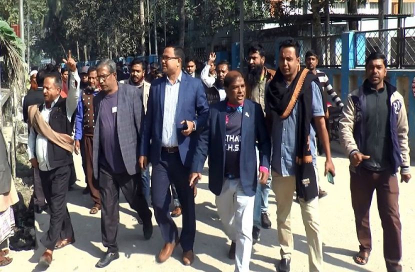 গণতন্ত্র রক্ষা দিবস উপলক্ষে ঝালকাঠি জেলা আওয়ামী লীগের মিছিল