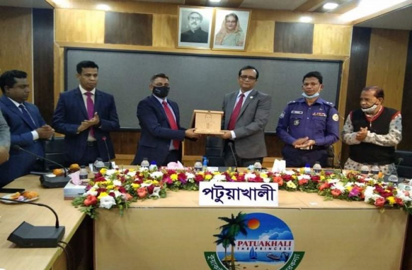 তে  মত বিনিময় সভা