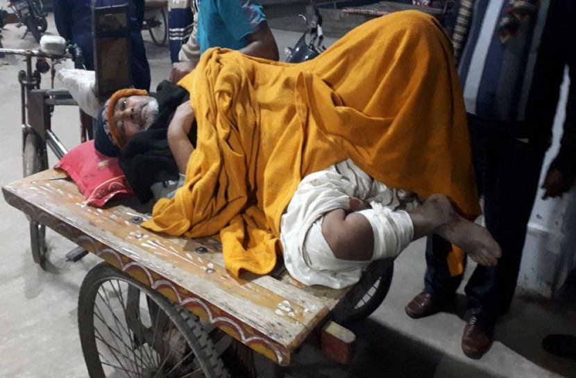 নির্বাচন পরবর্তী সহিংসতায় ষাটোর্ধ বৃদ্ধের পা ভাঙ্গলো