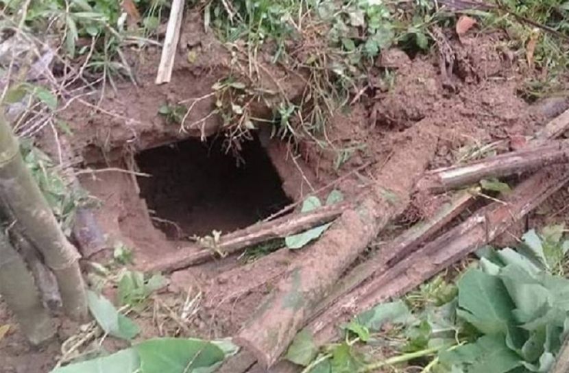 সরিষাবাড়ীতে কবর থেকে দুইটি কঙ্কাল চুরি, আটক ২