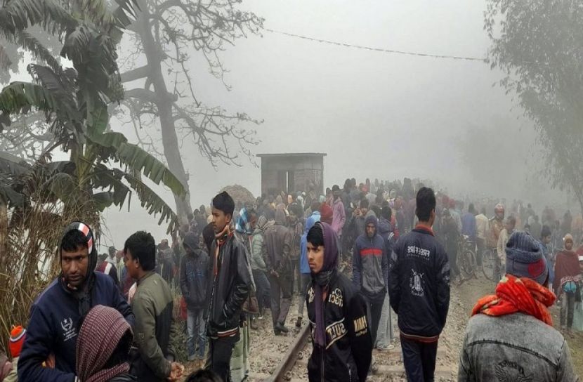 নীলফামারীতে ট্রেনের ধাক্কায় মৃত্যু বেড়ে ৪, আহত ৫