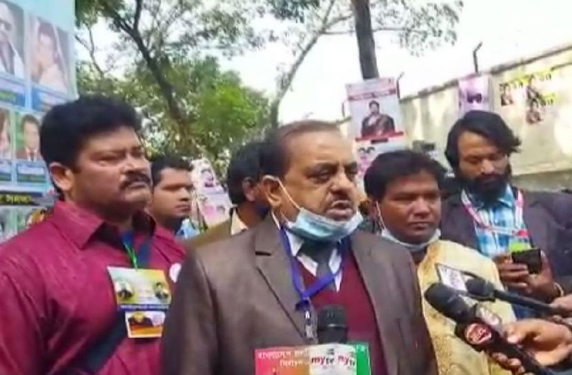 এফডিসির এমডির পদত্যাগ দাবি