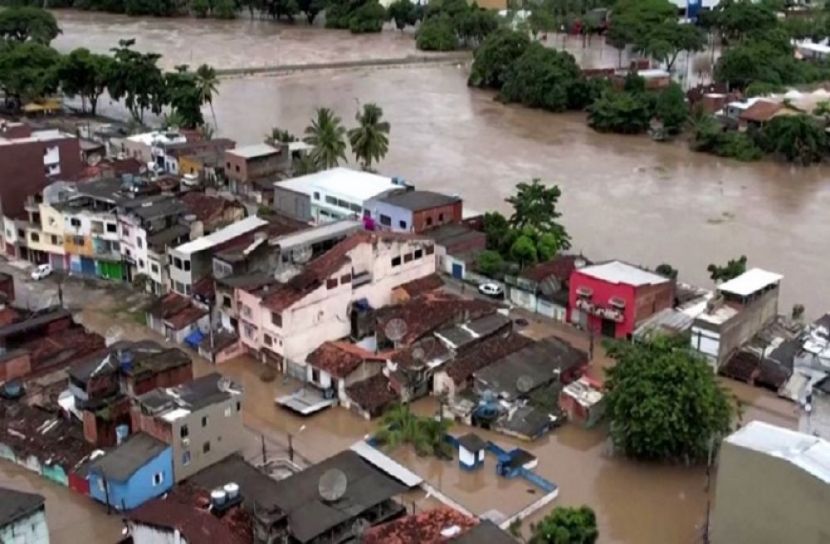 ব্রাজিলে বন্যা ও ভূমিধসে অন্তত ১৯ জনের মৃত্যু
