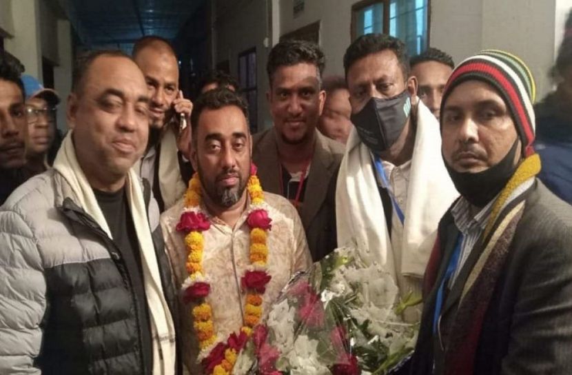 নোয়াখালীর নবীপুরে নৌকার ভরাডুবি