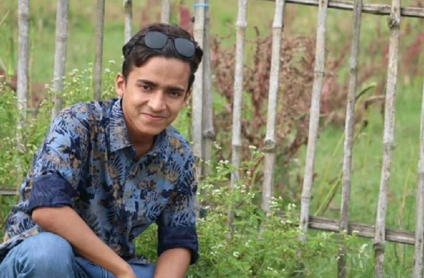 নাটোরে চিরনিদ্রায় শায়িত রাবি ছাত্র হিমেল